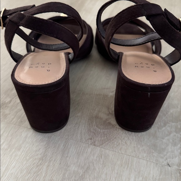 a new day Brown Strappy Block Heel Sandals with Gold Accent - Picture 4 of 5